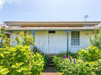 A GRAND OLD LADY WITH INCOME POTENTIAL!