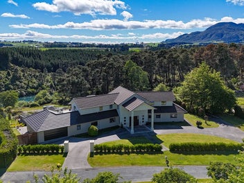 Versatile Family Home with Pool & Views