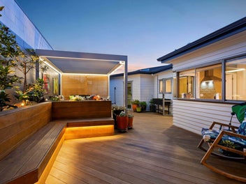 Stunning Lifestyle Location!