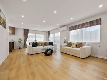 4 Bed Freehold Standalone Home