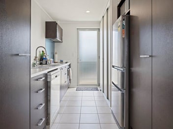 Smart Money – $555,000