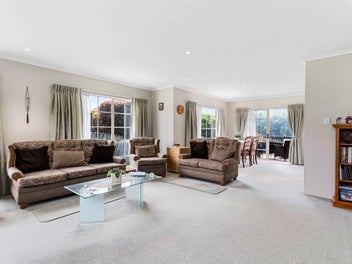 AUCTION TUESDAY 11TH NOV @ 11AM - TORBAY OFFICE