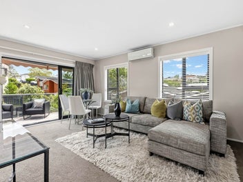 Easy-care, landscaped hidden gem!