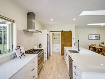 Country calm in coveted Kent Terrace