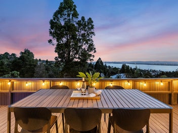 Last Call. Vendor Says Present All Offers!!