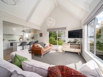 Renovated Two Bedroom Delight