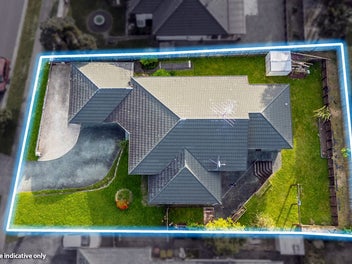 Spacious Split-Level Family Friendly Home!