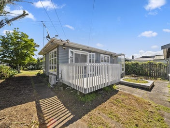 Urgent Sale! Home Buyers & Investors Act Fast!