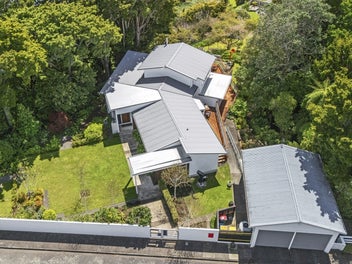 Modern vision in dress circle location