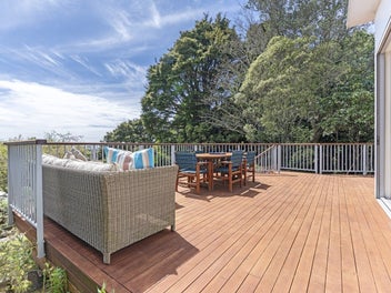 Modern vision in dress circle location