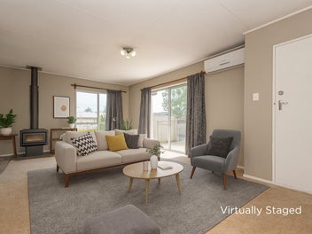 Easy living with extras in quiet Cloverlea