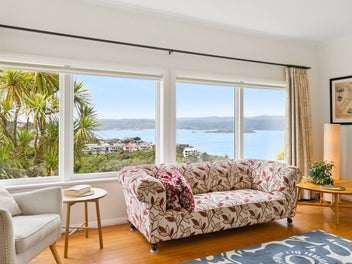 S E N S A T I O N A L