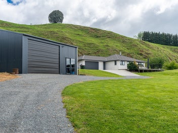 Elevated Style, Exceptional Views