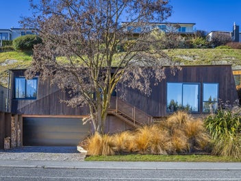 Architect designed, effortlessly stylish