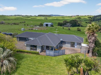 Solid Plaster Over Brick - 27.8 ha