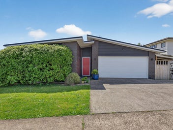 Effortless Modern Living in the Heart of Patumahoe