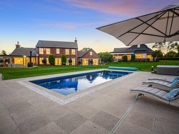 An Admired Whitford Lifestyle