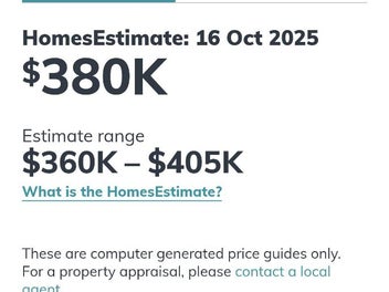Sunny 3-Bedroom Home with Bonus Sleepout