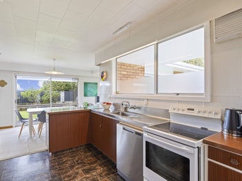 Comfort, Space & Style in Frankleigh Park