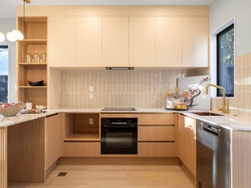 Luxury Living in Te Atatu Peninsula