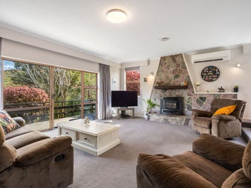 Classy and clever in Clinton