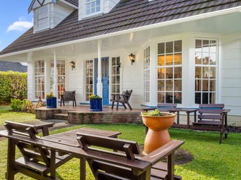 Charming Family Home, Prime Location