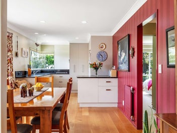 Thermal Heating, Brick Build & A Garden to Love