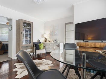 Effortless St Heliers lock 'n' leave