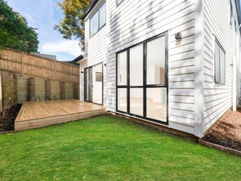 Stylish, Spacious & Sunny