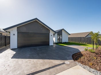 Skip the Build – Be in for Christmas!