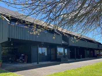CALDERA COUNTRY LODGE
