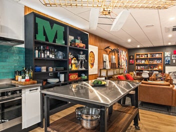 Two great apartments - One ideal address!