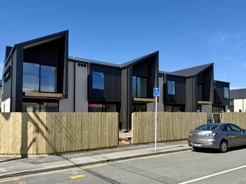 Hagley Park, City Centre On Your Doorstep 1 Left!