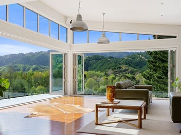 Elevated Elegance | Nature filled Nikau