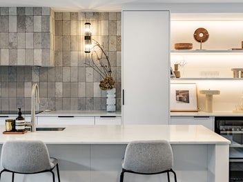 FIND: Balance in Simplicity and Sophistication.