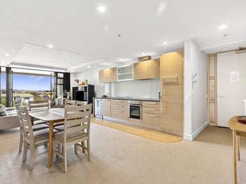 Fabulous furnished apartment by Tahunanui Beach