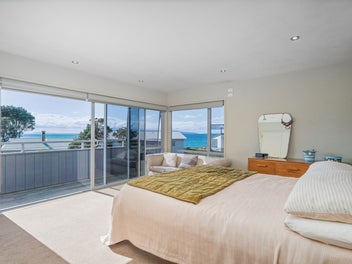 Sea Views & Space for the Whole Family