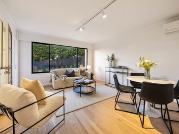 Premium Garden Apartment