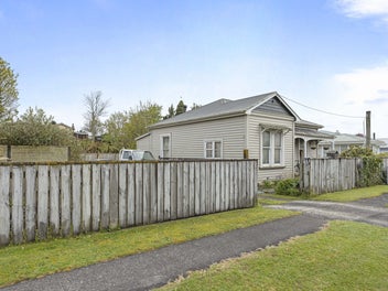 Mortgagee Auction - Stratford