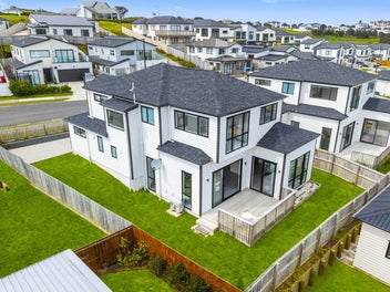 Modern Coastal Living in the Heart of Gulf Harbour