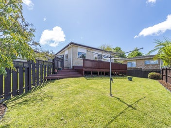 Beautiful Brick and Tile in Premium Location