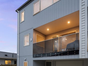 Urgent sale - Vendors loss is your gain