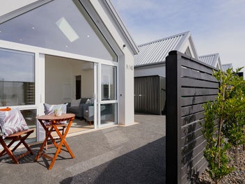 Ease and Security - Over-55s - Vibrant Community!