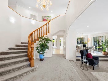 Grand Living, Affordable Price! Must Be Sold!