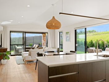 Elevated, Sun Drenched and Effortlessly Stylish