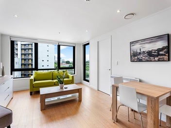 Invest or nest – SugarTree Centro