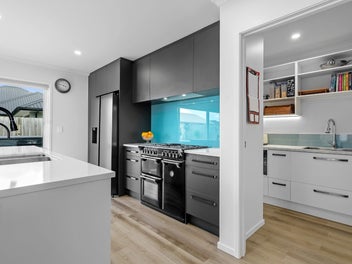 Vendor Says Sell! Price Reduced