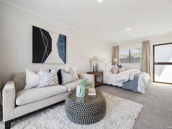 Owners Moved to Australia — Must Sell!
