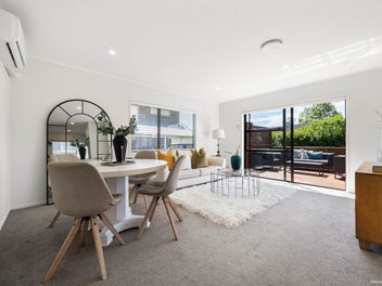 Owners Moved to Australia — Must Sell!