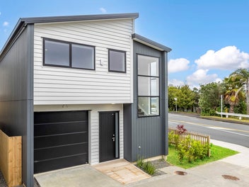 Brand New Freestanding Home with Stunning Sea View